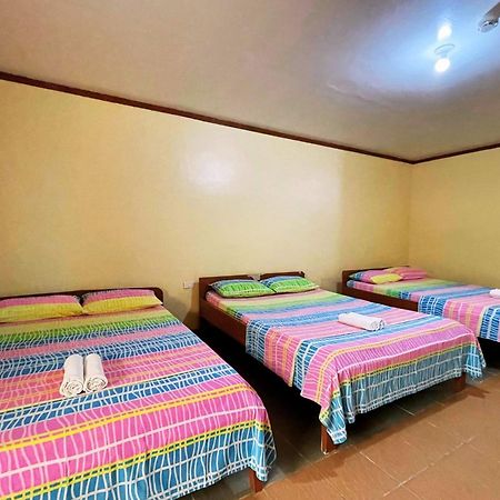 White Beach Hotel Puerto Galera Powered By Cocotel Экстерьер фото